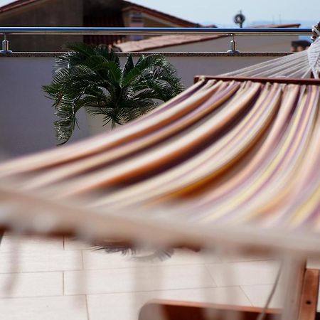 Apartamento Maslina & Lavanda Podstrana Exterior foto